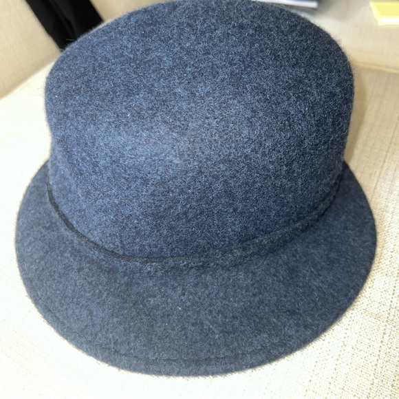 Adora Women’s Blue/Grey Wool Cloche Hat OS - Picture 2 of 7